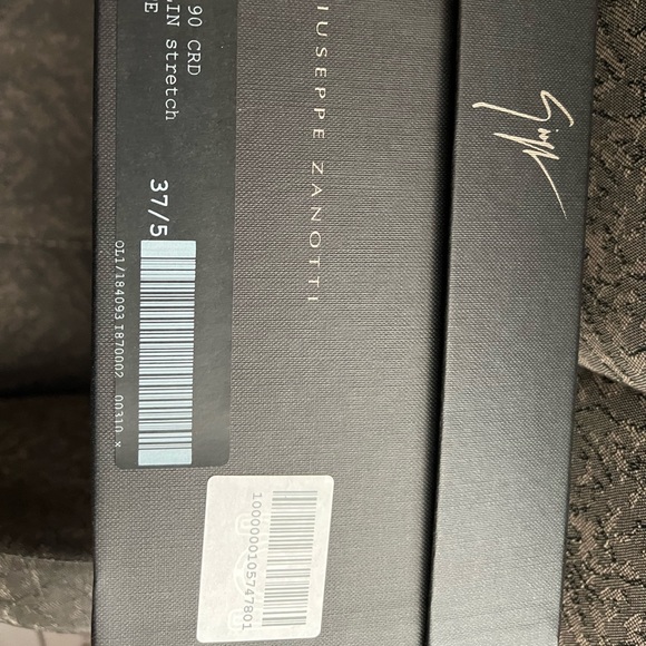 *BRAND NEW*GIUSEPPE ZANOTTI BIMBA VELVET BLUE ANKLE BOOTS*RARE* - Picture 7 of 7